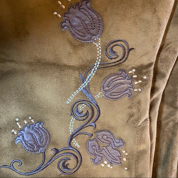 Vintage St. John Sport Faux Suede Pants y2k Slit Chain Floral Embroidery Tan 2 - Picture 3 of 6